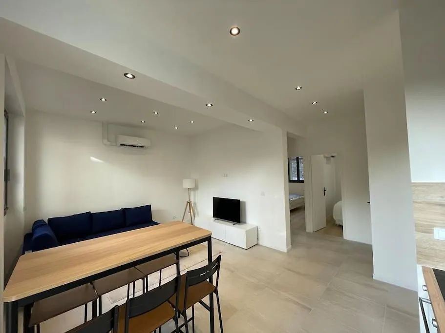 Apartment Ferienwohnung Charmant Appart / 4 Pers /2 Ch /Centre/Vieux-Port Marseilles